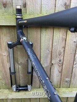 Maverick ML7 Retro Full Suspension Frame Complete With Maverick SC32 Forks