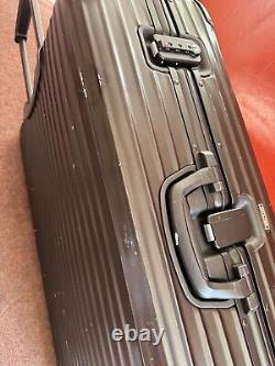 RIMOWA Topas Check-in Large, In Exceptional Condition