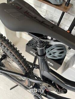 Vitus Sommet 29er Full Suspension Mountain Bike Brand New Custom Build Halo Rims