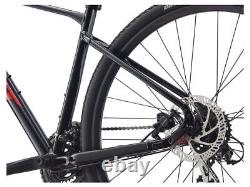 Nouveau vélo Giant Roam 4 Disc Bicycle en couleur noir lustré. Freins hydrauliques 21 vitesses.