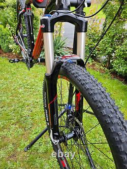 Vélo de montagne hybride BOARDMAN COMP X7 MTB 27,5 Cadre Large Rouge/Noir Voir Description